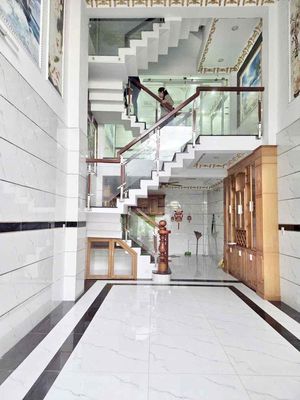 Rent · 6 bd · 48 м² · Quận Bình Tân, ул. Đường Gò Xoài