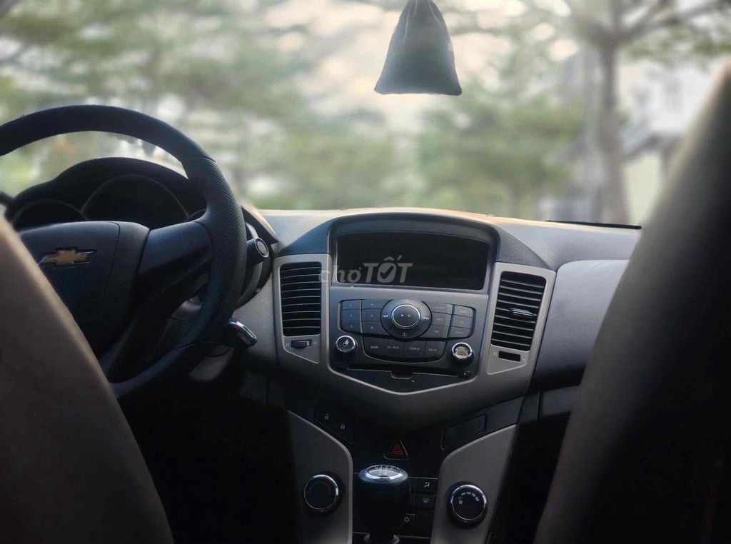 Cruze dklđ 2012 siêu cọp  Tầm ti ền này mà đẹp này. Mua bán Ô tô tại Thành phố Thuận An Bình Dương được đăng bởi Đỗ Đức Huy hình 9