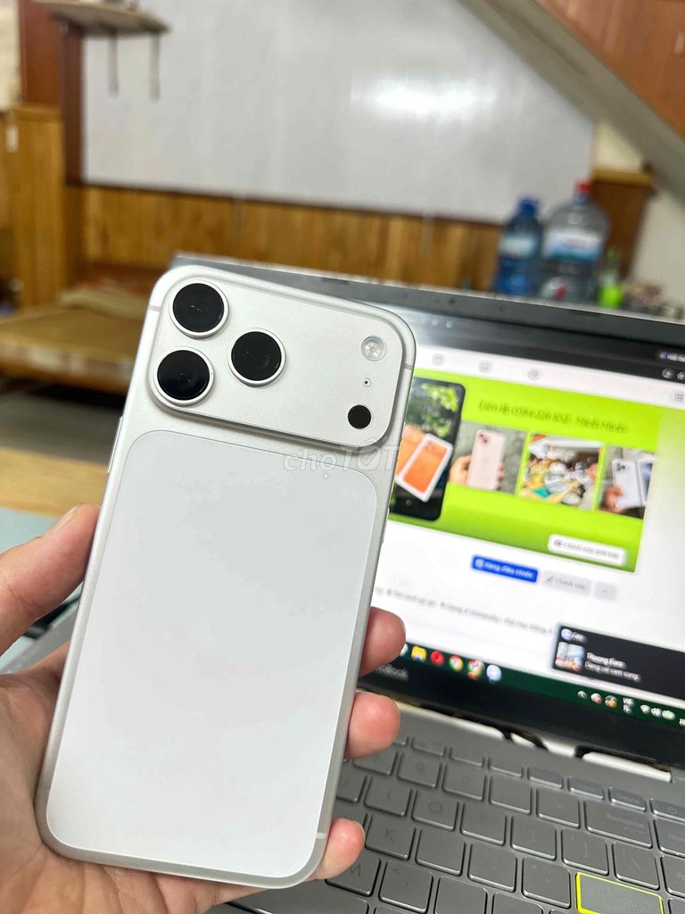Apple iPhone 17 Prm 256GB Bạc Như mới. Mua bán Điện thoại tại Quận Ngũ Hành Sơn Đà Nẵng được đăng bởi Tài Ngô hình 1