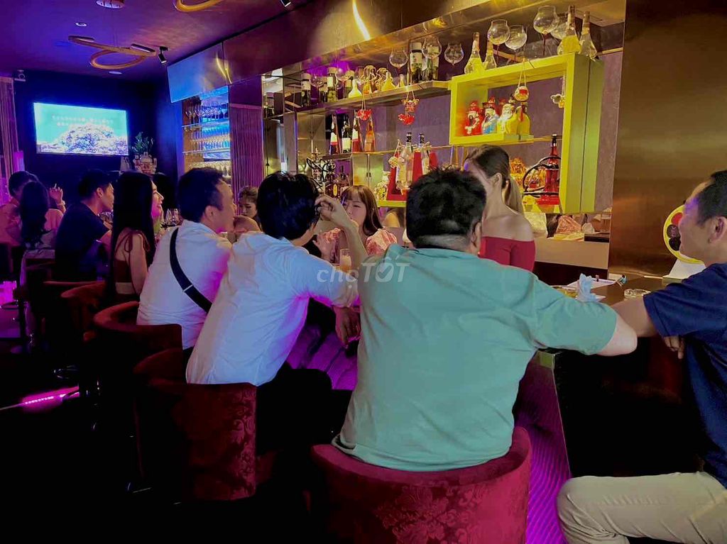 TUYỂN NỮ PHỤC VỤ QUÁN BAR Q1. Việc làm tại Quận 1 Tp Hồ Chí Minh được đăng bởi CÔNG TY TNHHH DỊCH VỤ MH hình 5
