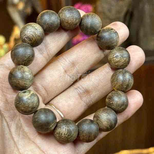 Vòng tay Trầm hương 14ly ngọt dịu nhẹ. Mua bán Phụ kiện thời trang khác tại Huyện Vĩnh Hưng Long An được đăng bởi Tuyết Trần hình 1