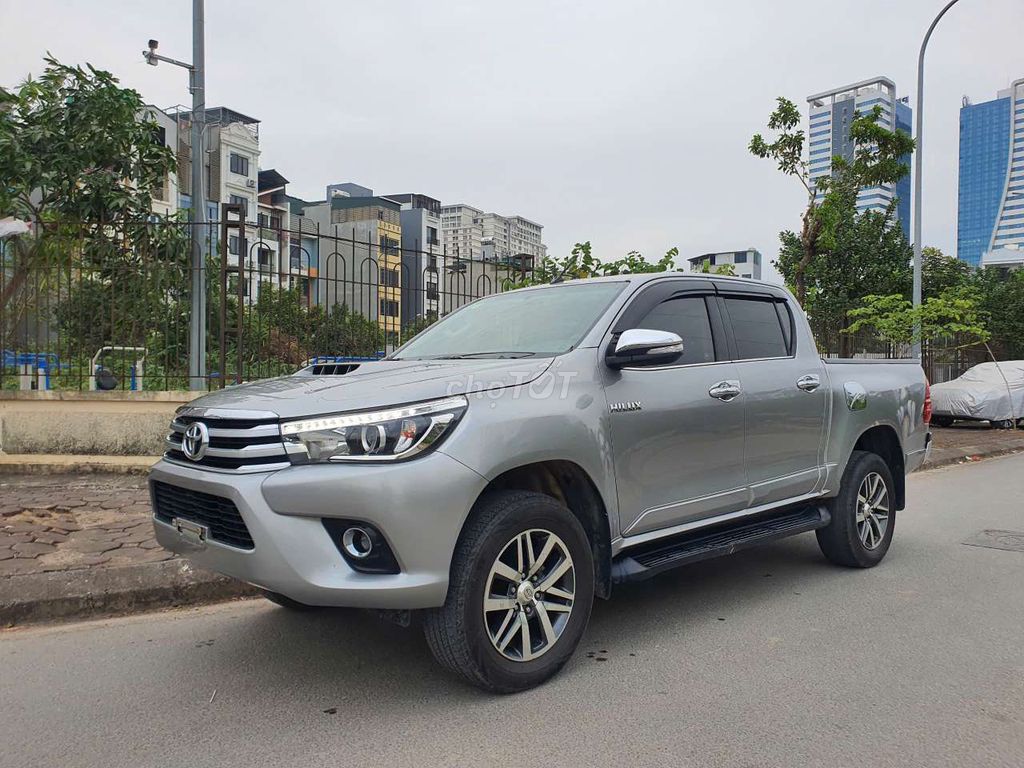 Bán Toyota Hilux 3.0AT 4x4 sx 2015 xe đẹp, k lỗi