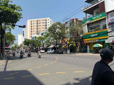 Bán nhà đường Đống Đa, Phường Thạch Thanh,Quận Hải Châu KD sầm uất. Mua bán nhà ở tại Quận Hải Châu Đà Nẵng được đăng bởi Đàm Quang Thanh