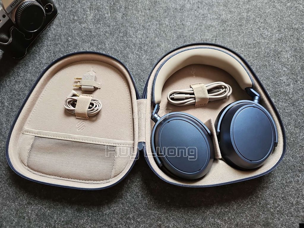 Tai nghe chụp tai Sennheiser Momentum 4 mới 99%