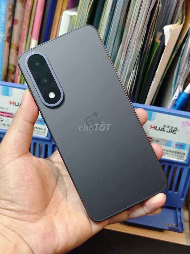 OnePlus Ace 5 Ultra 12/256GB tím. Mua bán Điện thoại tại Thành phố Thuận An Bình Dương được đăng bởi Thu Quynh shop hình 1