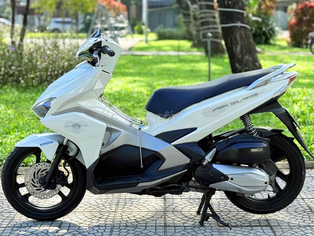 Ab 2017 biển 43, nợ xấu đưa 7t5 lấy xe. Mua bán Xe máy tại Quận Sơn Trà Đà Nẵng được đăng bởi AN  chuyên mua bán xe máy cũ tại 386 ngô quyền sơn trà đà nẵng  BÁN XE TRẢ GÓP hình 2