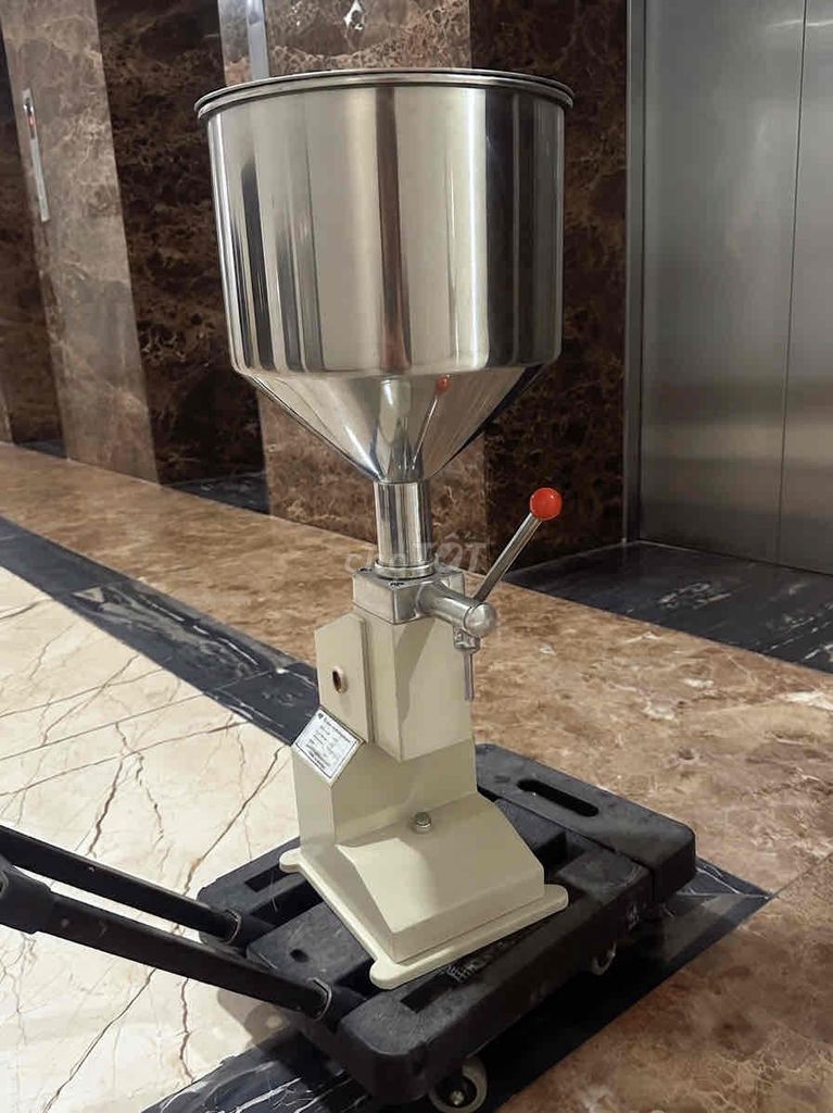 Máy chiết kem Thép không gỉ Bạc, bồn lớn. Mua bán Đồ chuyên dụng, Giống nuôi trồng tại Quận Nam Từ Liêm Hà Nội được đăng bởi ngọc  hình 1