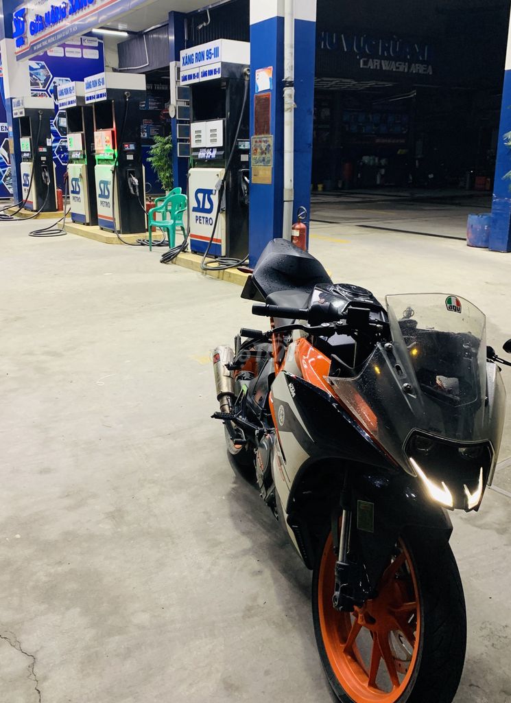 KTM RC390 2021 Cam Đen Trắng 35000 km. Mua bán Xe máy tại Quận Gò Vấp Tp Hồ Chí Minh được đăng bởi cuong ho hình 3