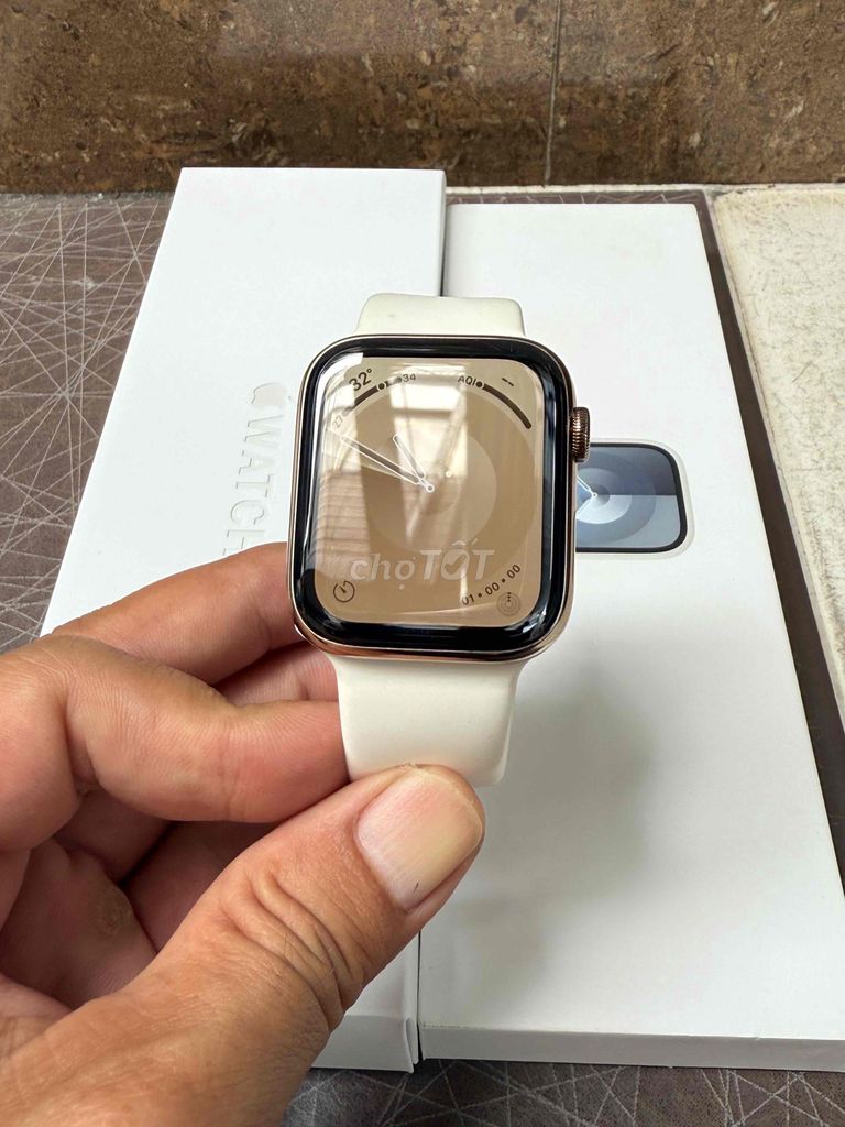 Apple Watch Sr 5/44 Thép Gold Esim Zin 100%. Mua bán Thiết bị đeo thông minh tại Quận 11 Tp Hồ Chí Minh được đăng bởi Nguyễn Khương hình 1