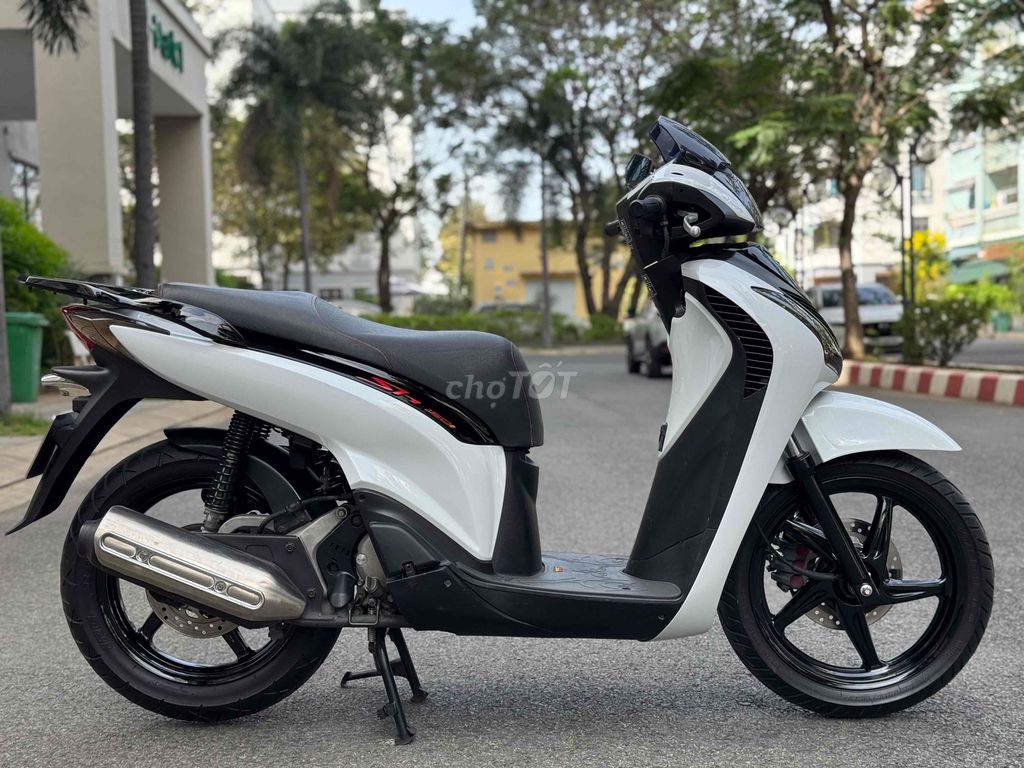💥SH125 Sporty hàng nhập 3 cục SM 500 chính chủ. Mua bán Xe máy tại Quận 12 Tp Hồ Chí Minh được đăng bởi XE MÁY HẢI THANH hình 3