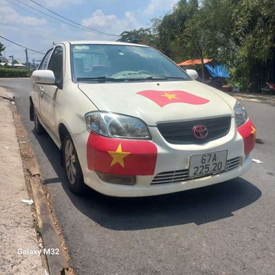 Toyota Vios 2005 Trắng Số sàn