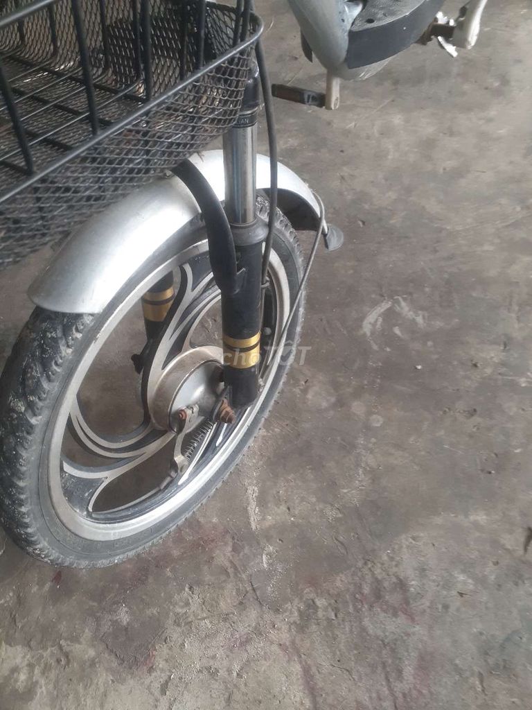 Bán xe đạp điện giá rẻ. Mua bán Xe điện tại Thành phố Tây Ninh Tây Ninh được đăng bởi A VĨNH hình 5