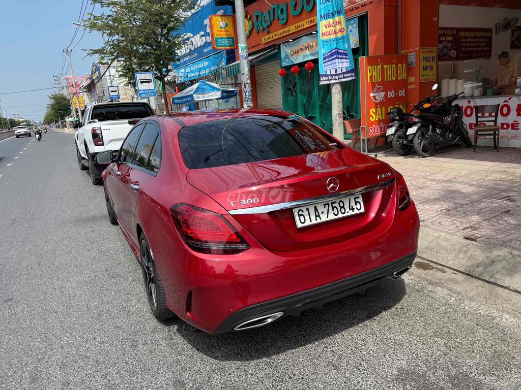 Mercedes Benz C Class 2020 C300 AMG - 30000 km