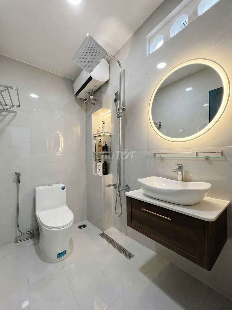 New 4-storey house with business ground floor on Lê Đình Lý — photo 6