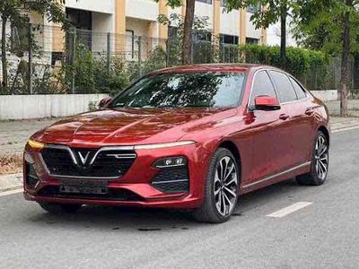 VinFast Lux A2.0 2020 Đỏ đô