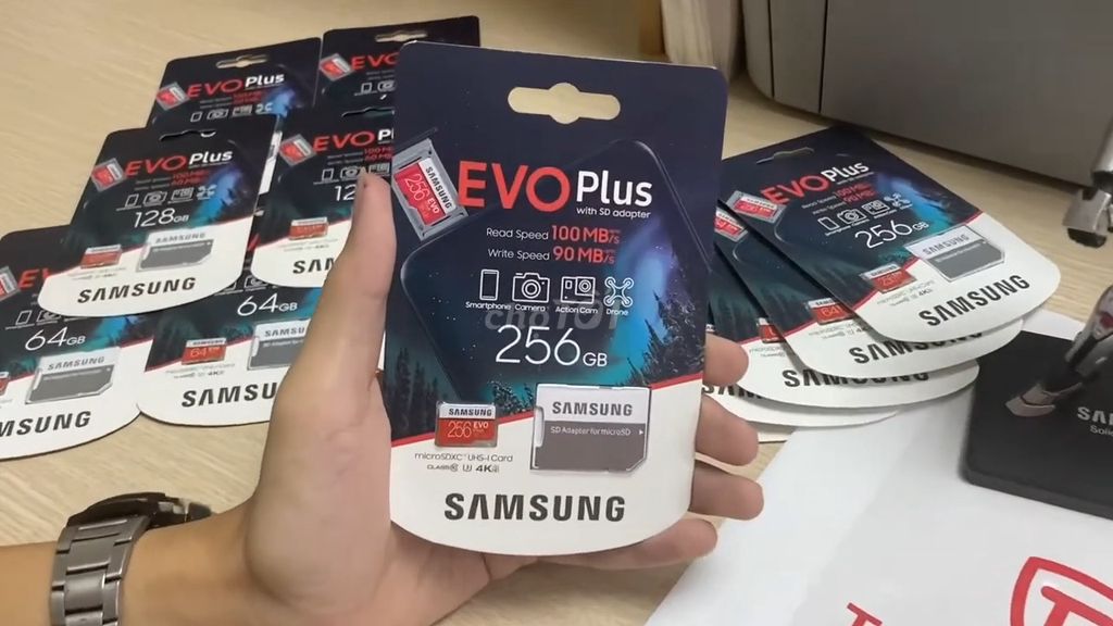 Thẻ nhớ MicroSD Samsung EVO Plus 256GB CAO CẤP ĐẸP. Mua bán Phụ kiện (Màn hình, Chuột...) tại Thành phố Thủ Đức Tp Hồ Chí Minh được đăng bởi Trần Xuân Trường hình 1