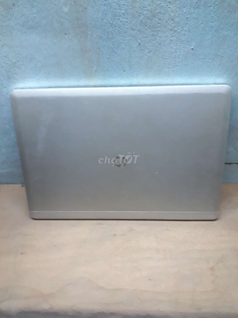 Bán 2 laptop hp Elitebook 9470m, bể màn , hư pin