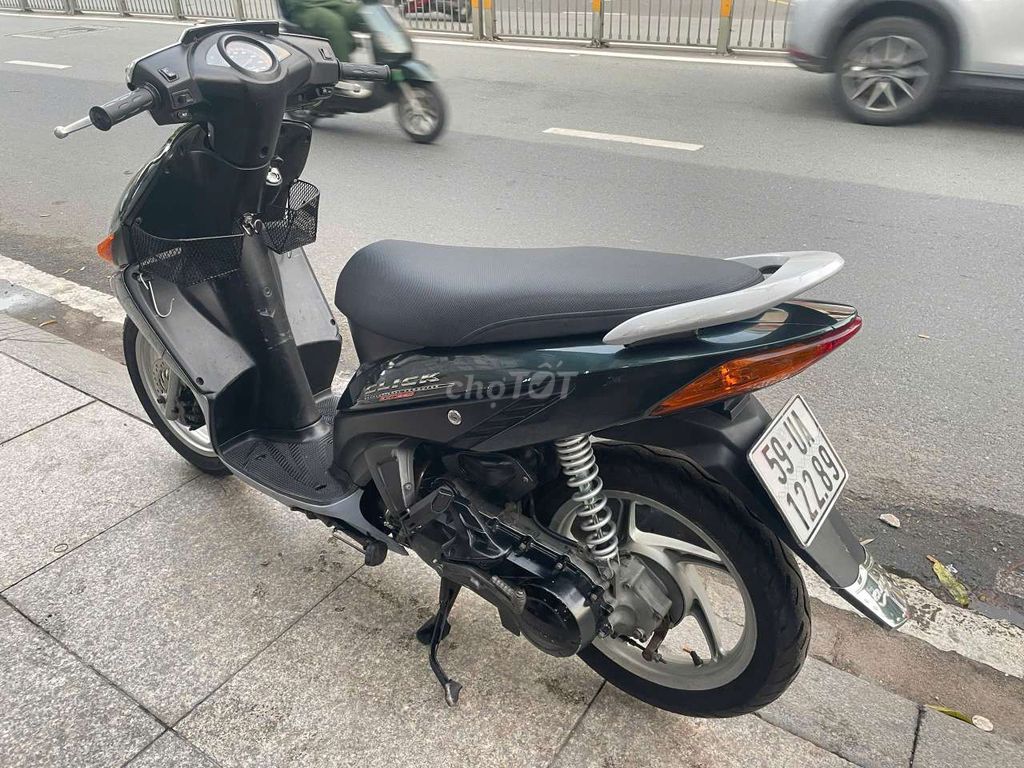 Honda click 2010 mới 90% biển số thành phố. Mua bán Xe máy tại Quận Tân Phú Tp Hồ Chí Minh được đăng bởi Tuanduy hình 3