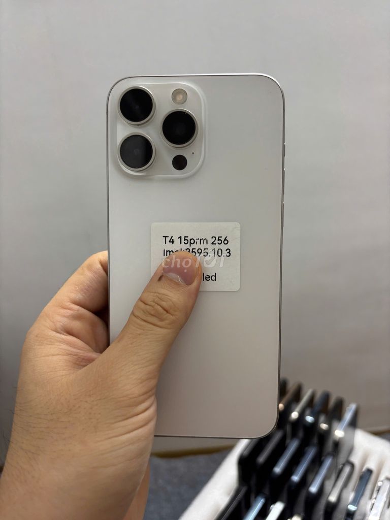 15 Pro Max 256GB Trắng Màn Oled Face id. Mua bán Điện thoại tại Quận Bắc Từ Liêm Hà Nội được đăng bởi Cửa hàng Bính Táo hình 1