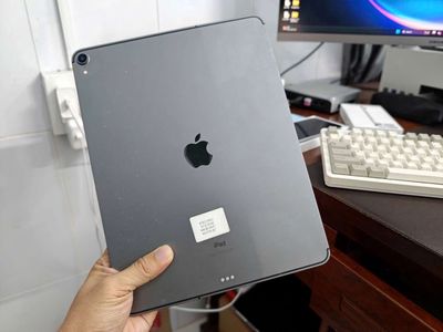 Apple iPad Pro 2018 12.9 inch Xám