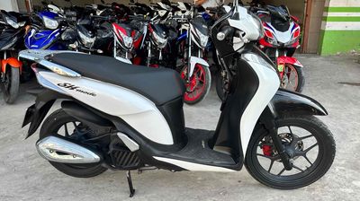 Honda SH Mode 2018 trắng đen ( hỗ trợ góp )