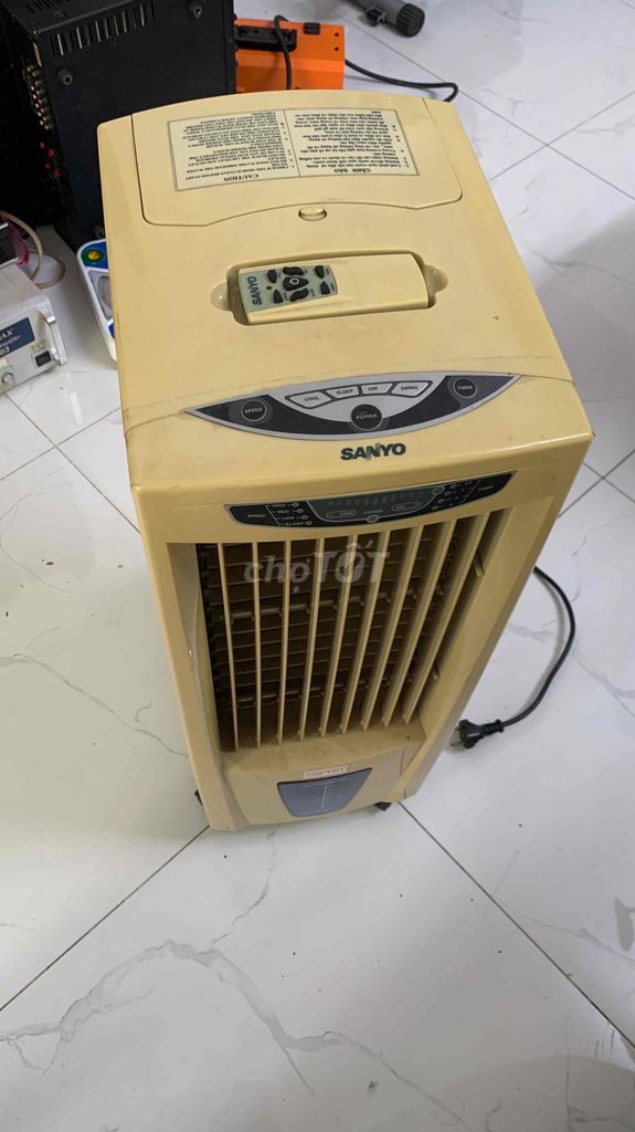 quạt  hơi nước Sanyo REF-B110MK3