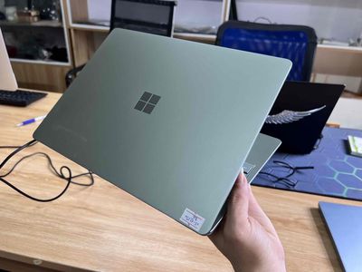 Surface laptop Go 3 ci5-12th cực xinh