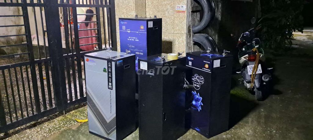 Cây lọc nước Aqua,hàng trưng bày , chưa sử dụng
