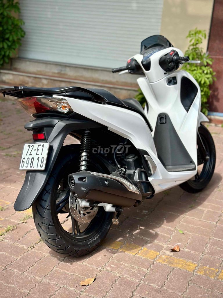 SH 125i Abs 2019 Trắng siêu phẩm 🥰❤️. Mua bán Xe máy tại Thành phố Vũng Tàu Bà Rịa - Vũng Tàu được đăng bởi Xe Máy Cũ Vũng Tàu 72 hình 6