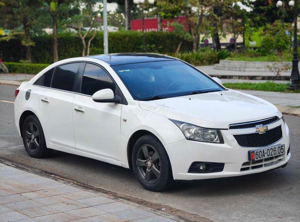 Cruze dklđ 2012 siêu cọp  Tầm ti ền này mà đẹp này. Mua bán Ô tô tại Thành phố Thuận An Bình Dương được đăng bởi Đỗ Đức Huy hình 2