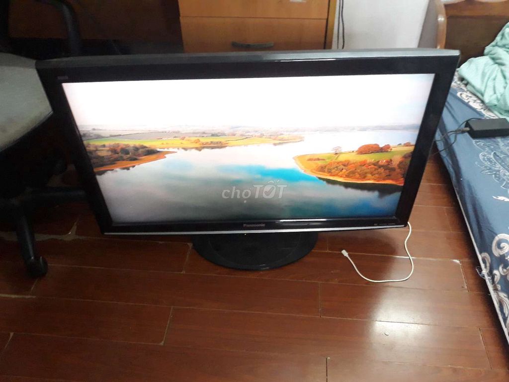 Bán tivi 37 inch Panasonic model 37 S10