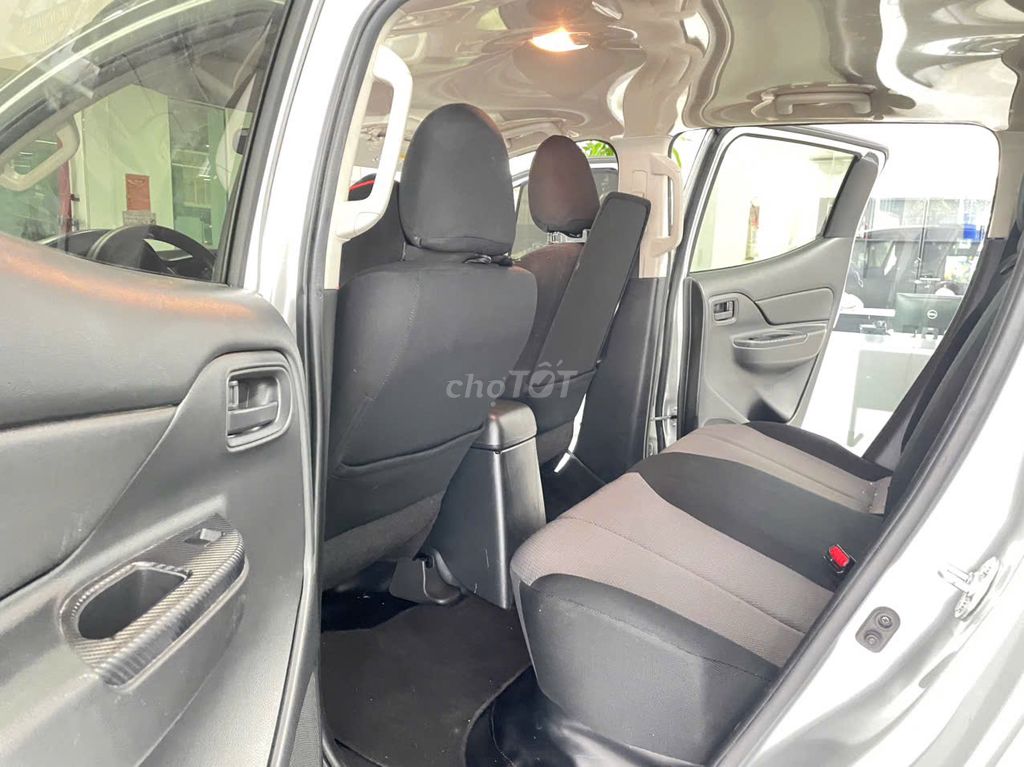 Mitsubishi Triton 2021 4x2 AT bảo dưỡng full hãng. Mua bán Ô tô tại Thành phố Thủ Dầu Một Bình Dương được đăng bởi Mr Việt Mitsubishi BD hình 10