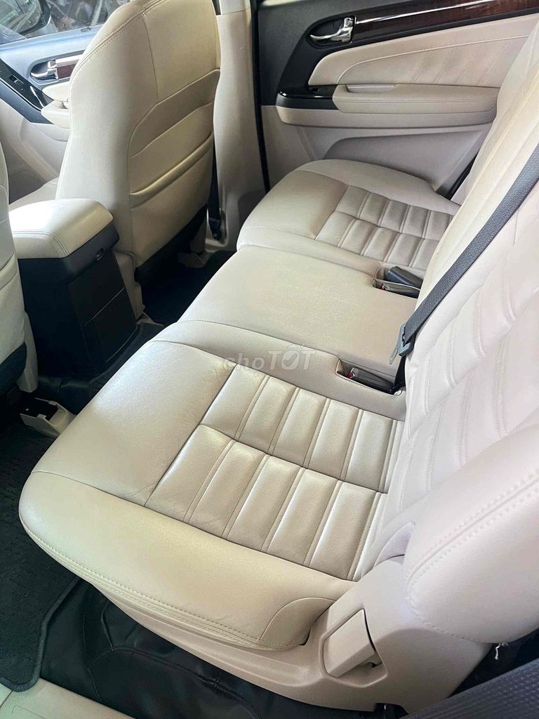 Isuzu Mu X 2018 1.9 4X2 AT - 88000 km. Mua bán Ô tô tại Quận Tân Phú Tp Hồ Chí Minh được đăng bởi phan khanh hình 15