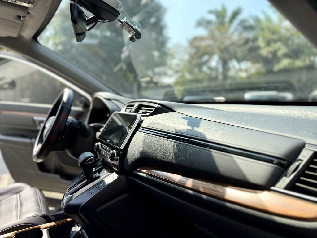 Honda CRV 2018 Bản L 65.000 km. Mua bán Ô tô tại Quận Long Biên Hà Nội được đăng bởi Anh Anh hình 5