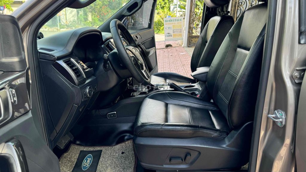 Ford Everest 2019 Titanium 2.0L 4x2 AT - 90000 km. Mua bán Ô tô tại Huyện Bình Chánh Tp Hồ Chí Minh được đăng bởi TAN THANH AUTO hình 12