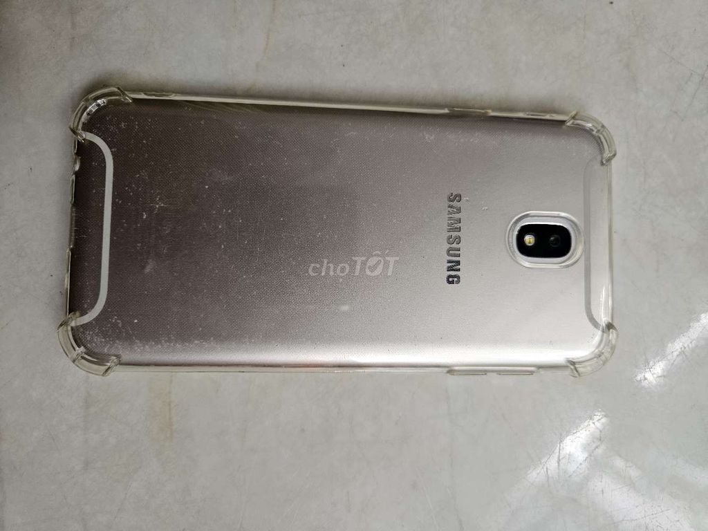 Samsung Galaxy j7 pro màu Vàng đồng còn mới. Mua bán Điện thoại tại Quận Hải Châu Đà Nẵng được đăng bởi Nguyễn Thái Anh hình 1