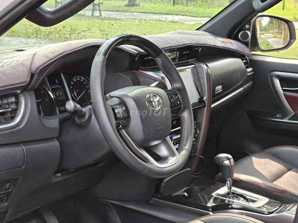 Toyota Fortuner 2022 Legender 2.4 4x2 AT - 80000km. Mua bán Ô tô tại Thành phố Thủ Đức Tp Hồ Chí Minh được đăng bởi Tâm Anh Auto hình 6