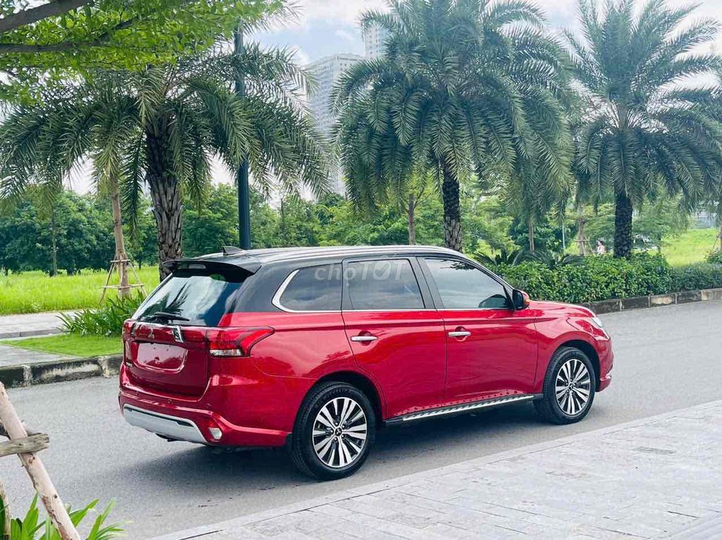 Mitsubishi Outlander 2022 2.0 CVT hơn 5 vạn km!. Mua bán Ô tô tại Quận Thanh Xuân Hà Nội được đăng bởi Dương Xuân Trường hình 4