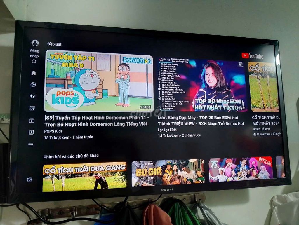 về quê tlSmart TV Samsung 32 inch. Mua bán Tivi, Âm thanh tại Thành phố Thuận An Bình Dương được đăng bởi Dat Viet  hình 1