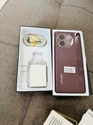 ViVo V30e 8/256 Fullbox keng. Mua bán Điện thoại tại Huyện Thống Nhất Đồng Nai được đăng bởi Tùng Apple Gia Kiệm