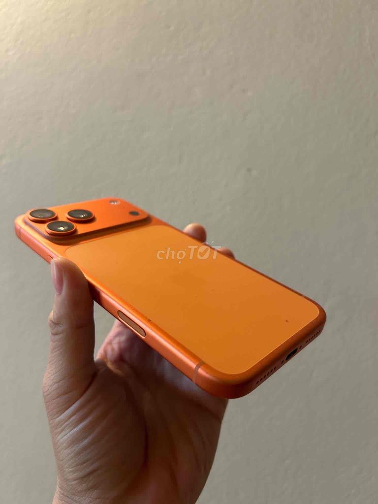 Apple iPhone 17 Pro Max 256GB Cam Mới. Mua bán Điện thoại tại Quận Hoàng Mai Hà Nội được đăng bởi Ha hình 1