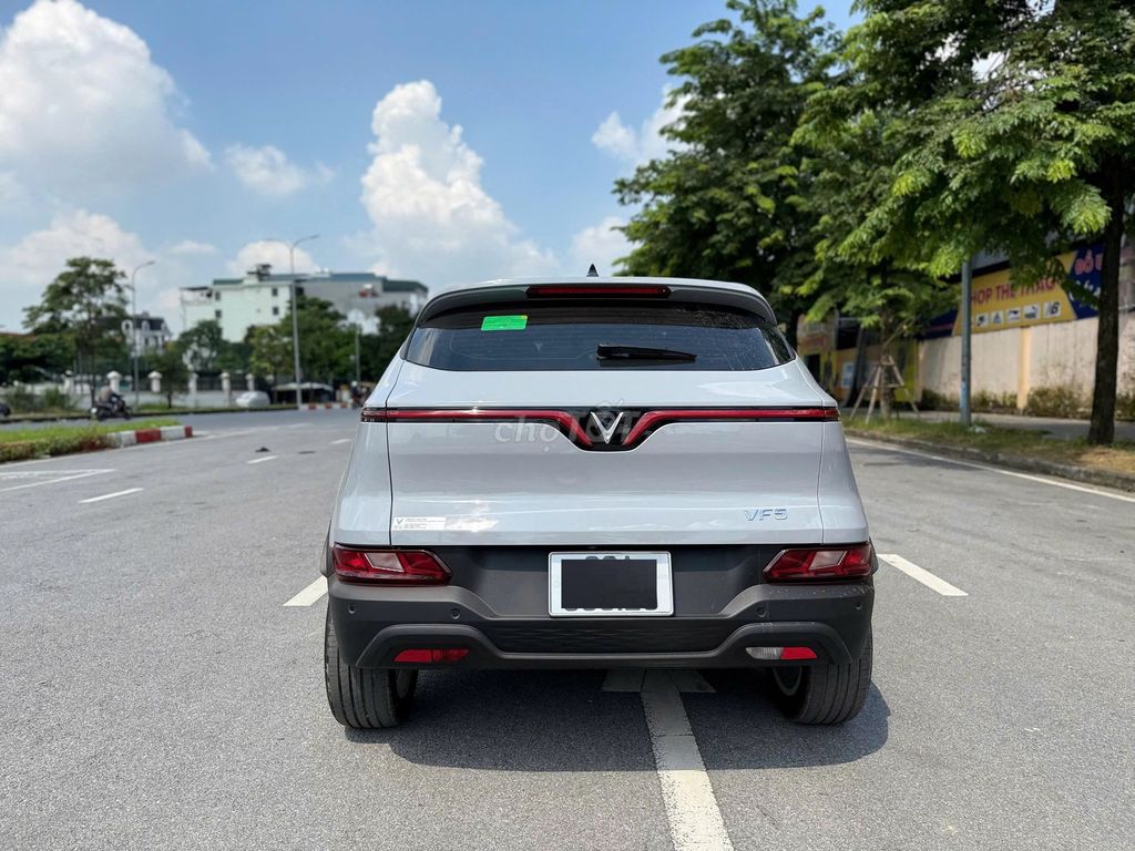 VinFast VF5 Plus 2024 Xám. Mua bán Ô tô tại Quận Bắc Từ Liêm Hà Nội được đăng bởi hoanglinh hình 3