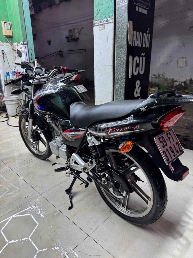 Suzuki EN150A 2012 chính chủ biển thành phố. Mua bán Xe máy tại Huyện Bình Chánh Tp Hồ Chí Minh được đăng bởi Phong Vũ hình 2