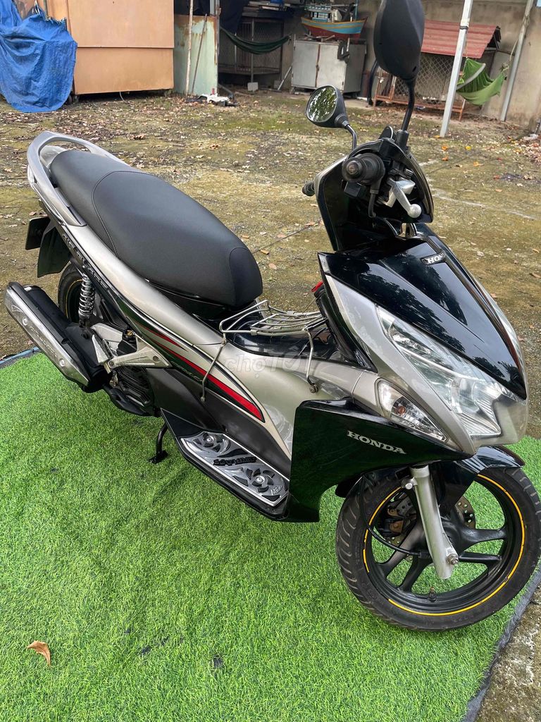 cần bán air blade. Mua bán Xe máy tại Thị xã Phú Mỹ Bà Rịa - Vũng Tàu được đăng bởi Lê  Thanh Hải  hình 9