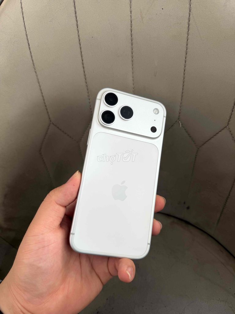 17 Pro Max , 256gb , Full zin , hỗ trợ góp. Mua bán Điện thoại tại Quận Ngũ Hành Sơn Đà Nẵng được đăng bởi Lý Hùng  hình 1