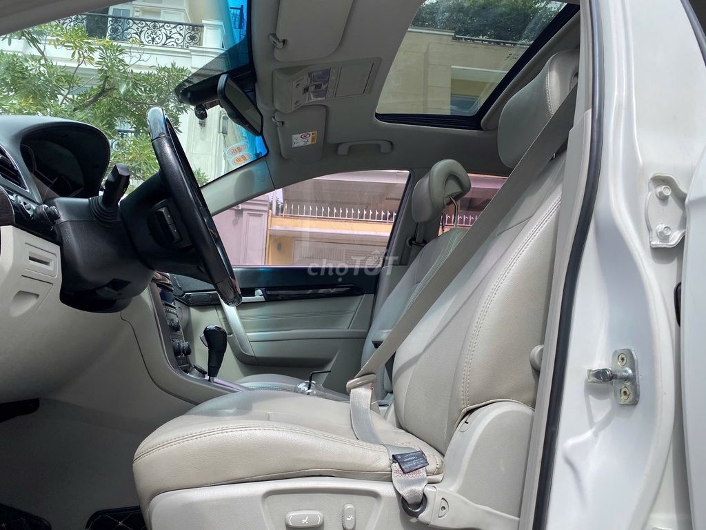 Gia đình đổi xe 4 chổ bán Chevrolet Captiva 7 chổ. Mua bán Ô tô tại Quận 7 Tp Hồ Chí Minh được đăng bởi Đặng Văn Lâm hình 12