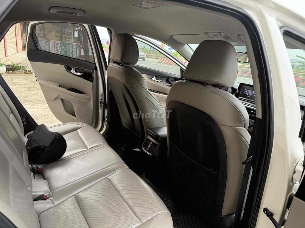 Kia Cerato 1.6 AT Deluxe 2020 ĐK 2021 một chủ. Mua bán Ô tô tại Huyện Hà Trung Thanh Hóa được đăng bởi Nguyễn đức Tuân hình 15