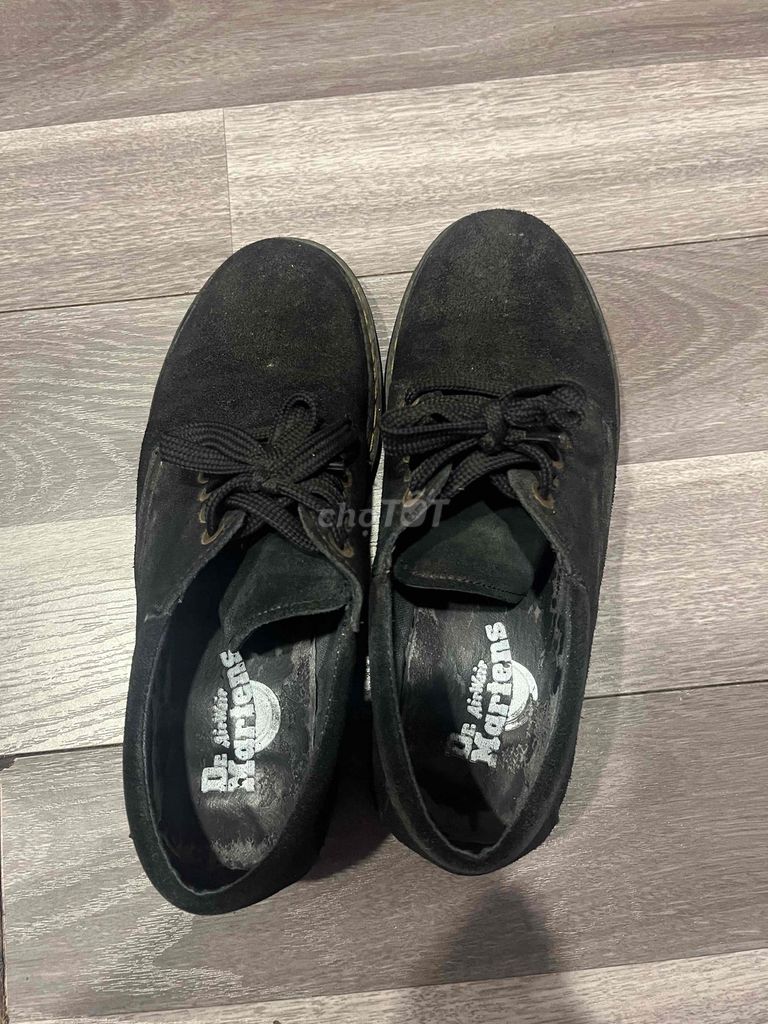 Giày da lộn Dr. Martens Nam Đen 39-40. Mua bán Giày dép tại Quận Bắc Từ Liêm Hà Nội được đăng bởi Tên chưa cung cấp hình 1