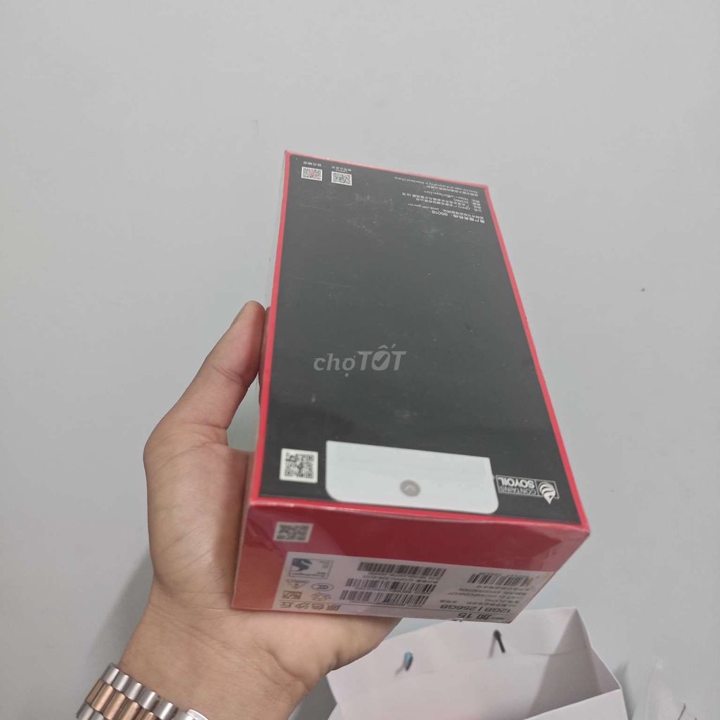 OnePlus 15 256GB Mới. Mua bán Điện thoại tại Thành phố Thủ Đức Tp Hồ Chí Minh được đăng bởi Aecc Hoang hình 1