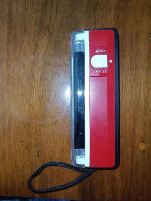 Đèn Soi Tiền Giả Mini Cầm Tay. Mua bán Đèn tại Thành phố Cao Lãnh Đồng Tháp được đăng bởi Bình
